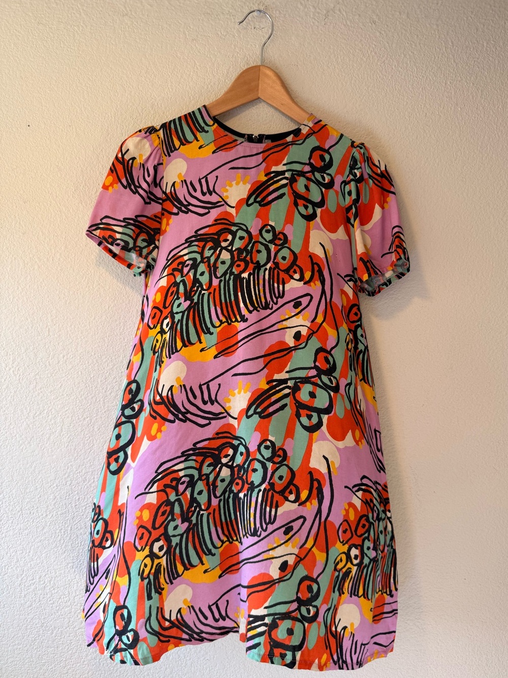 NOOWORKS Molly Dress Vibrant Pink Abstract Print Short Sleeve Dress